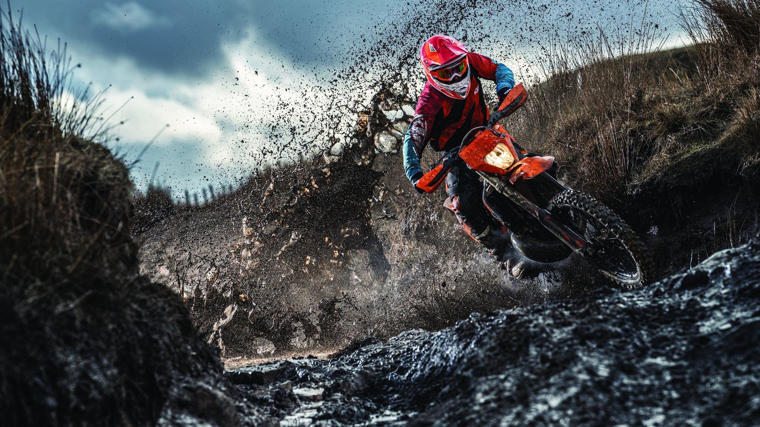 乔治末节封神,热火主场轻取开拓者锁定关键卡位战