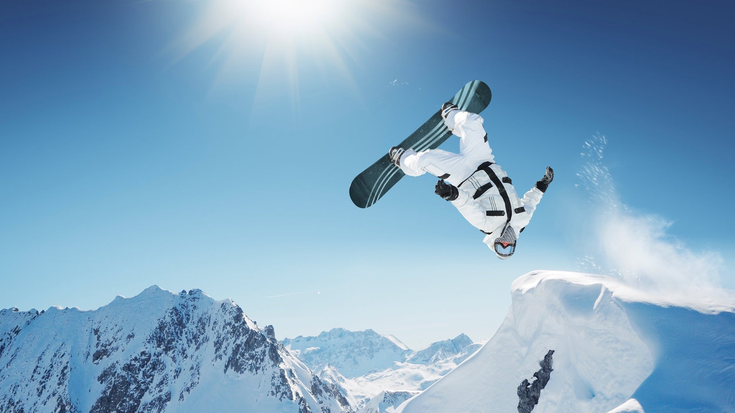 赛道上的终局艺术,维斯塔潘高光时刻,红牛绝杀迈凯伦